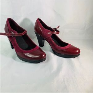 Clark’s pumps size 9